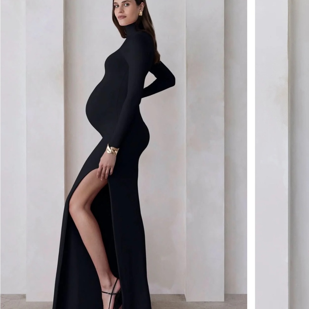Black Bodycon Dress with Long Sleeves and Turtleneck for Cocktail